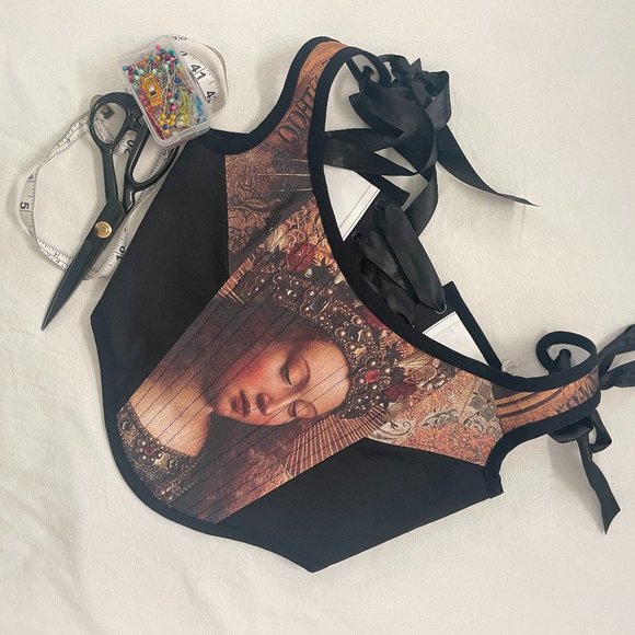 Fashionable corsets - Picture 5 of 12